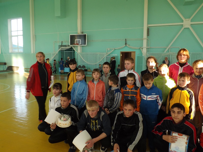 Изображение спорт и физкультура в школе.